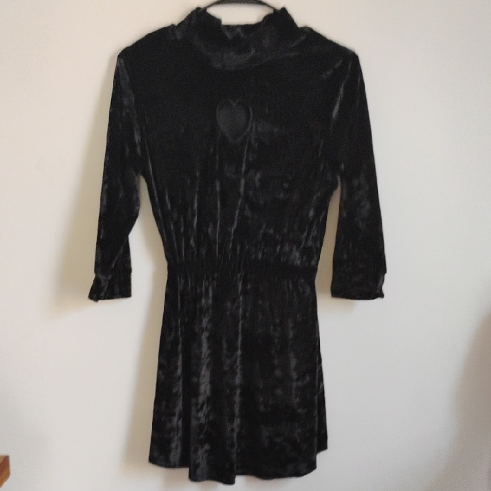 Valfre | Black Velvet Winona Mini Dress w Heart Cut Out | M | NWOT